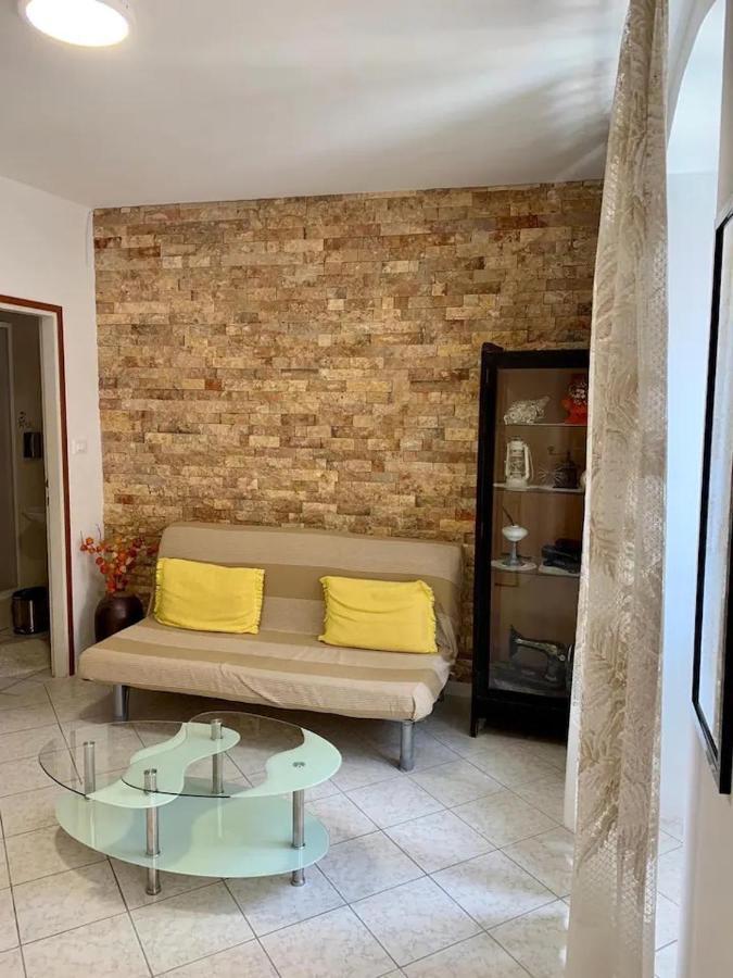 Residence Bella 스타리 그라드 외부 사진