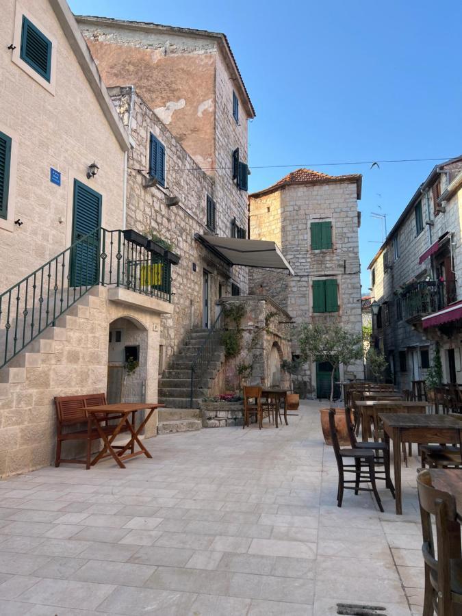 Residence Bella 스타리 그라드 외부 사진