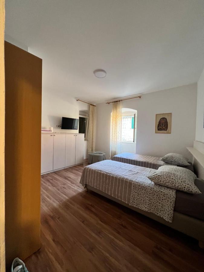 Residence Bella 스타리 그라드 외부 사진
